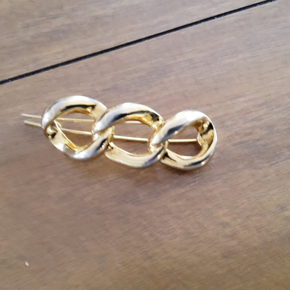 Kennith Jay Lane Collectible Hair Barrette in Goldtone